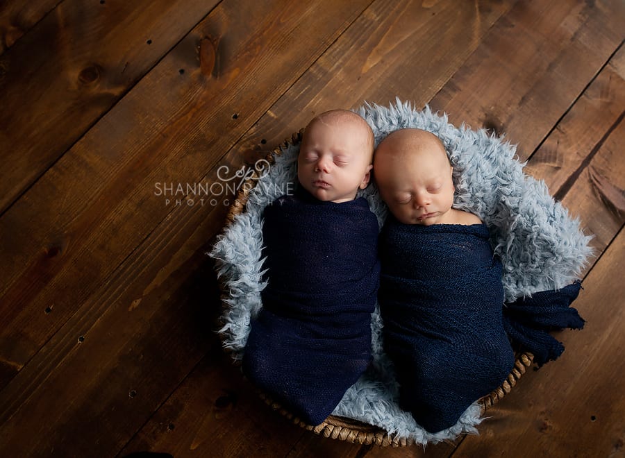  E & K | {Nashville TN Twin Newborn Photographer}