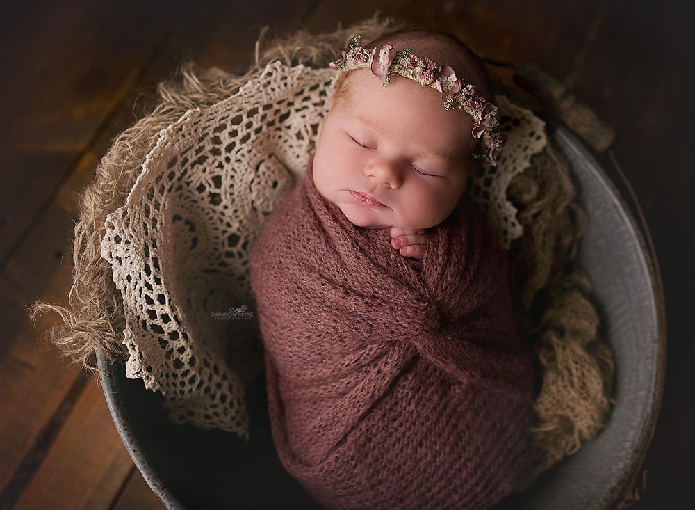  Studio Newborn vs. Lifestyle Newborn Photography