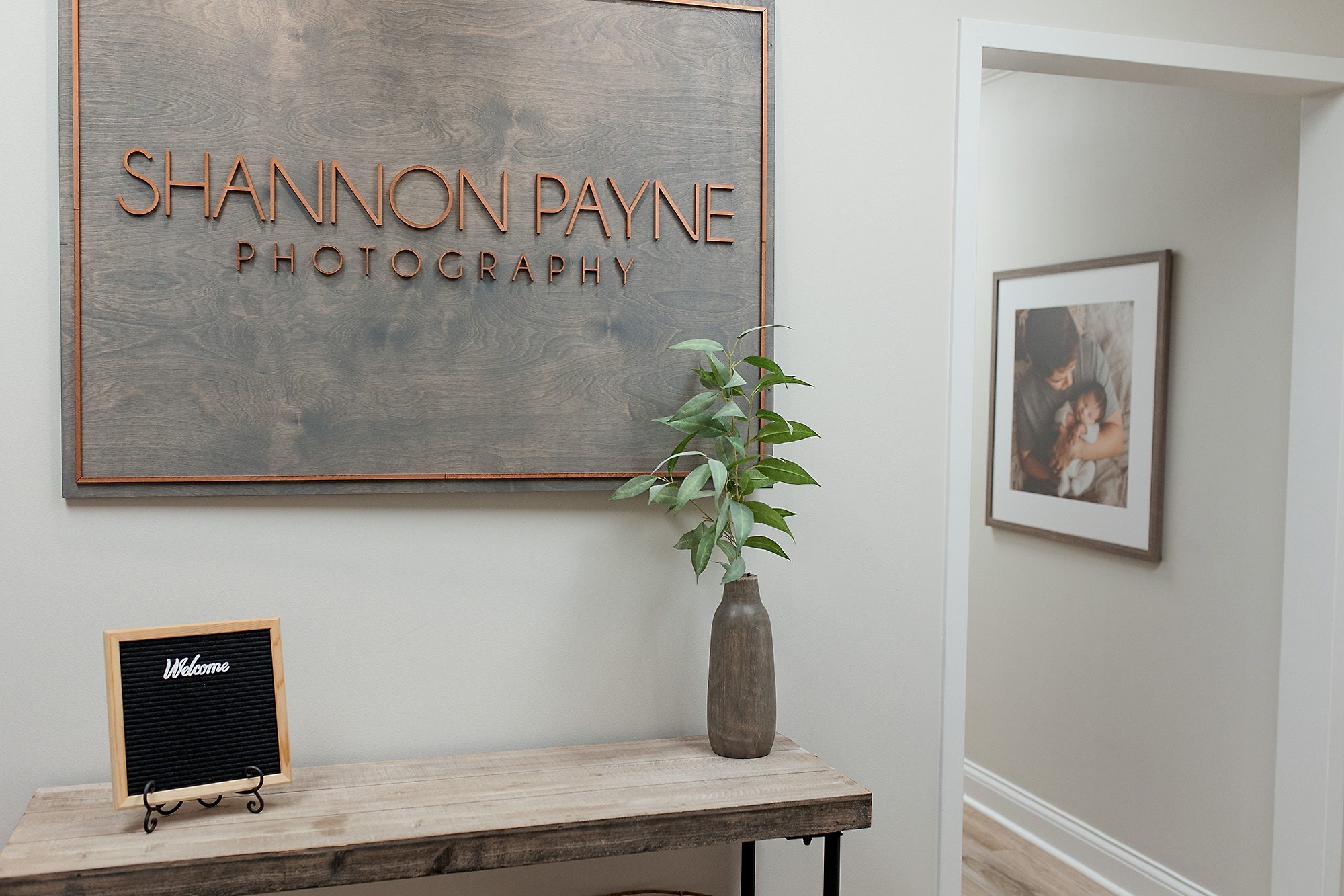  Welcome to our Nashville Newborn Studio