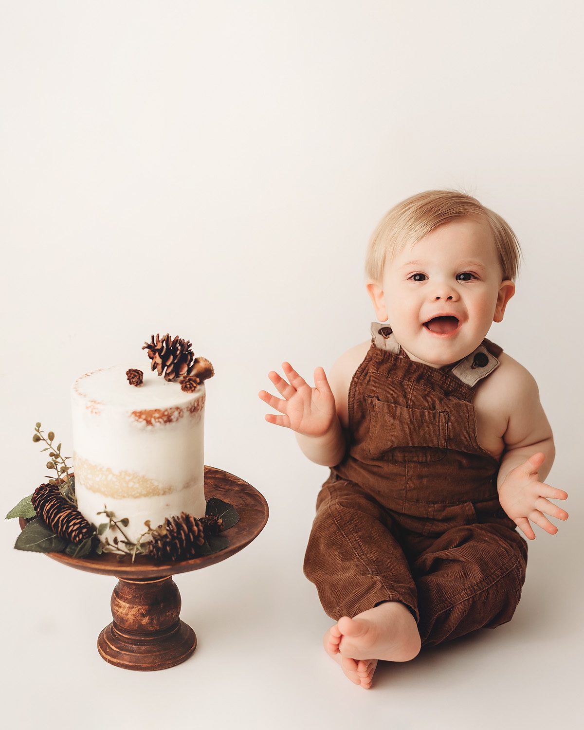  Fall Cake Smash Ideas for Your Baby’s 1 Year Old Photoshoot