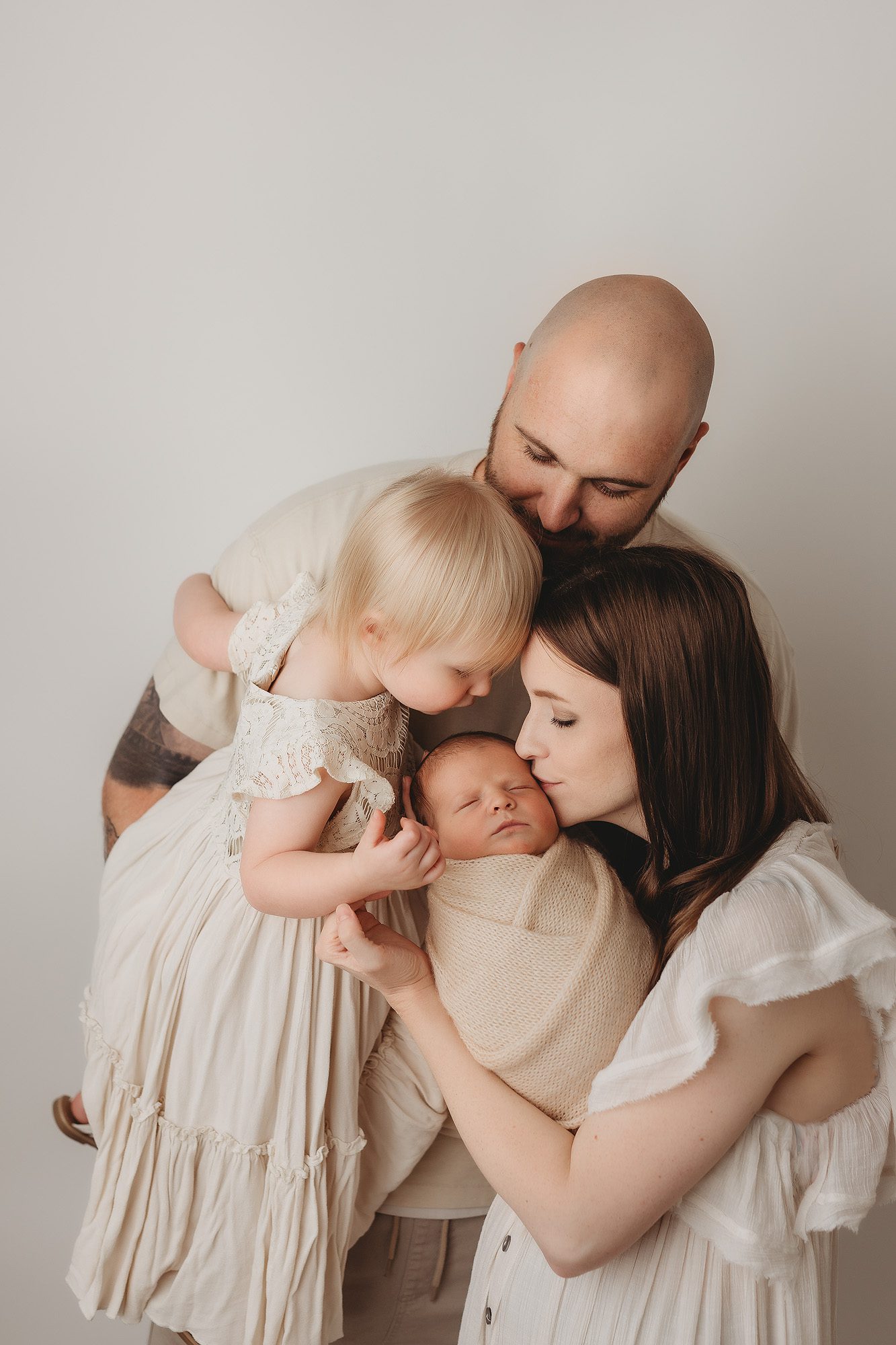  Newborn Prep Guide: How to Prepare for Newborn Photos